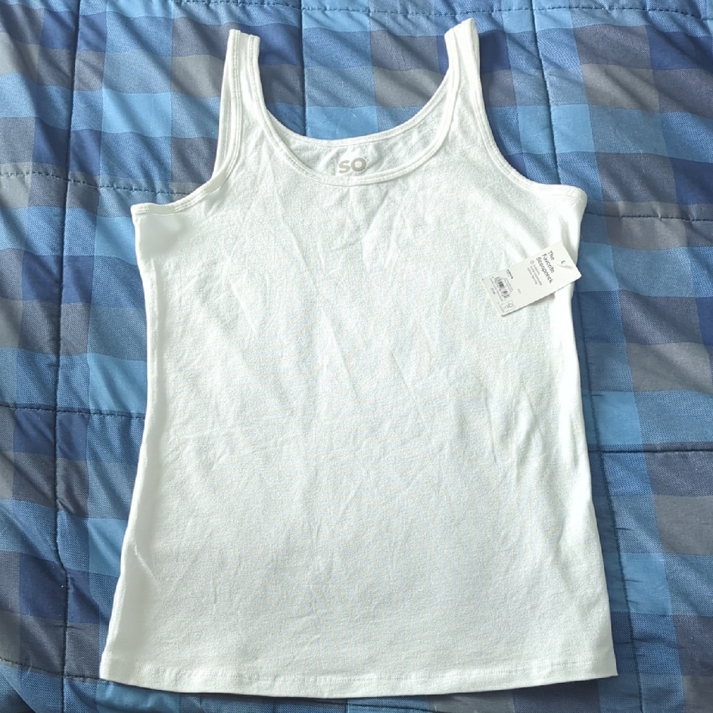 SO Women's The Favorite Scoopneck White Tank Top Size L